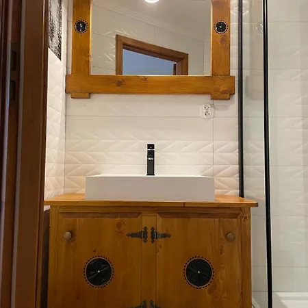 ゲストハウス Karolina Centrum ザコパネ