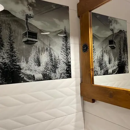 Karolina Centrum ゲストハウス 3*