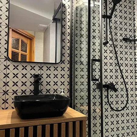 Karolina Centrum 3* زاكوباني