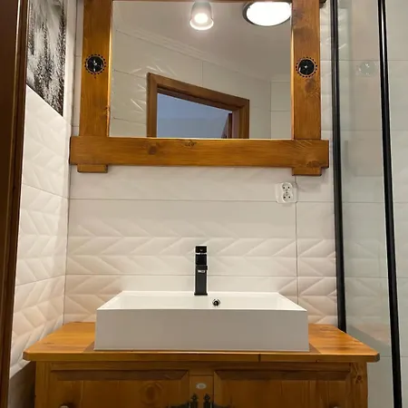 بيت ضيافة Karolina Centrum