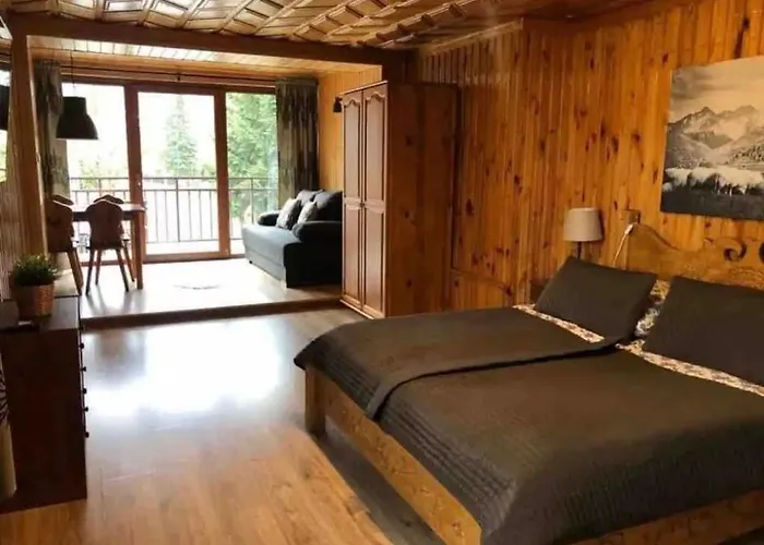 Karolina Centrum Pensjonat 3*